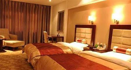 Changchun Yipin Jiliang International Hotel Exterior foto